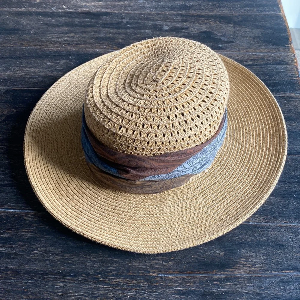 Beautiful Sun hat! - Picture 5 of 6